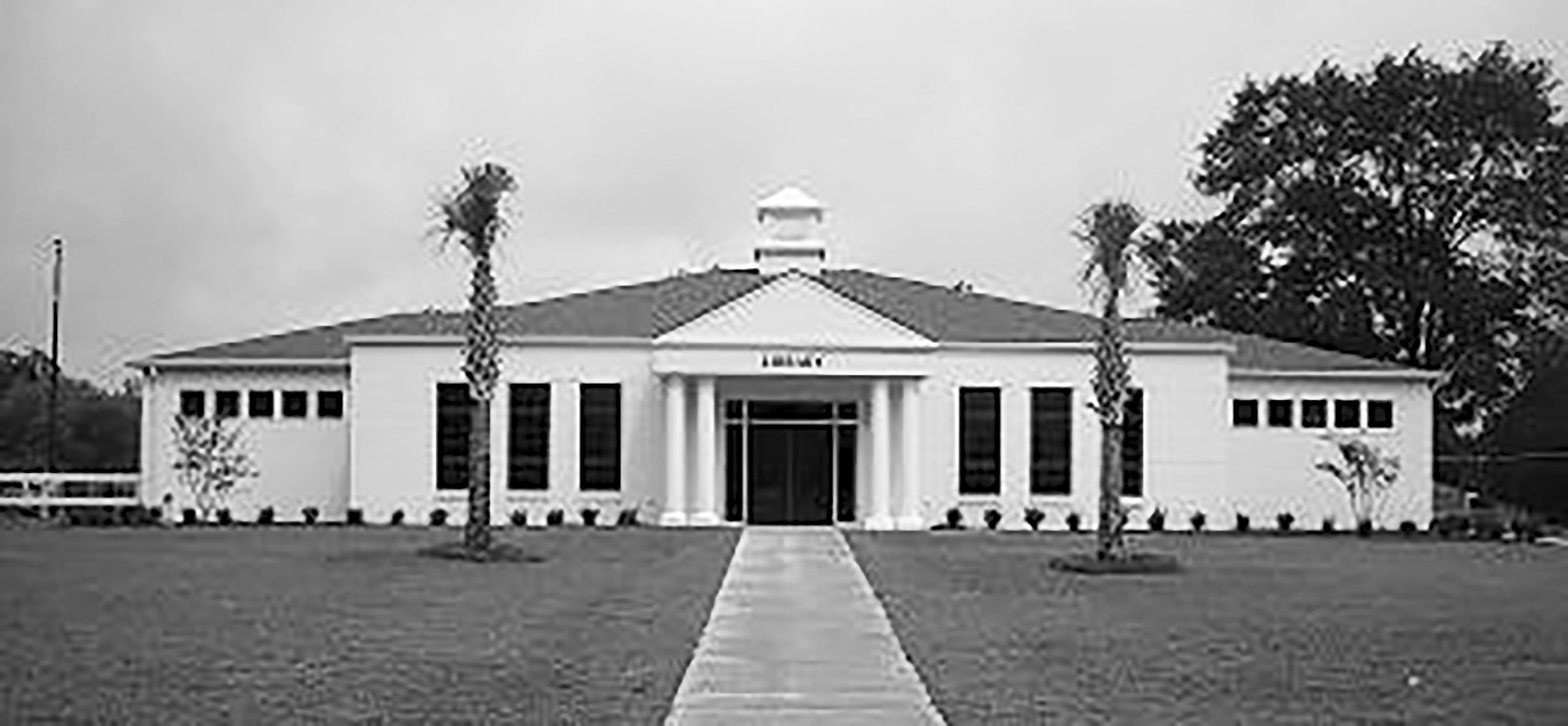 The present Society Hill Library, located on Carrigan Street. CONTRIBUTED PHOTO News and Press